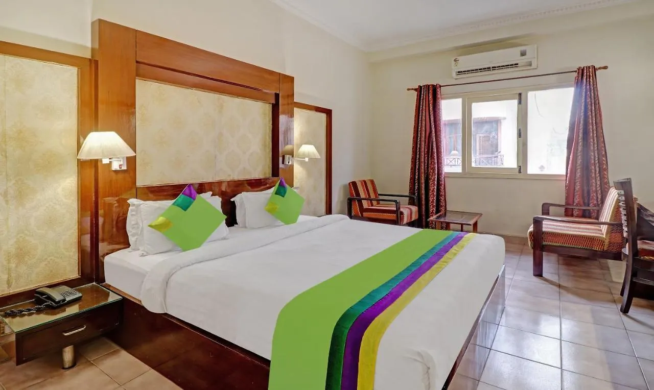 Treebo Trend Kaant Palace Fatehabad Road Agra