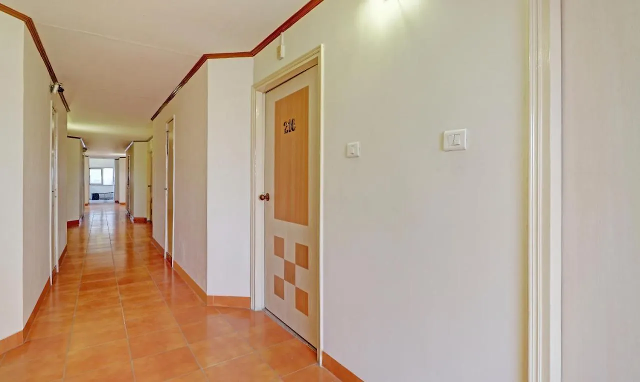 Hotel Treebo Trend Kaant Palace Fatehabad Road Agra