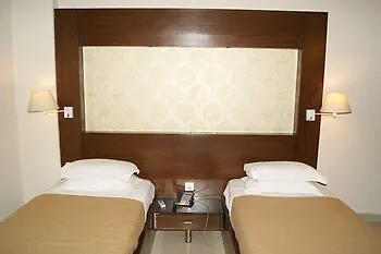 Treebo Trend Kaant Palace Fatehabad Road Agra  Agra (Uttar Pradesh)